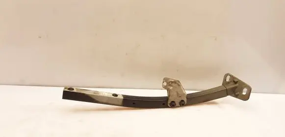 Audi A8 S8 D3 4E Fender mounting bracket 4E0805366