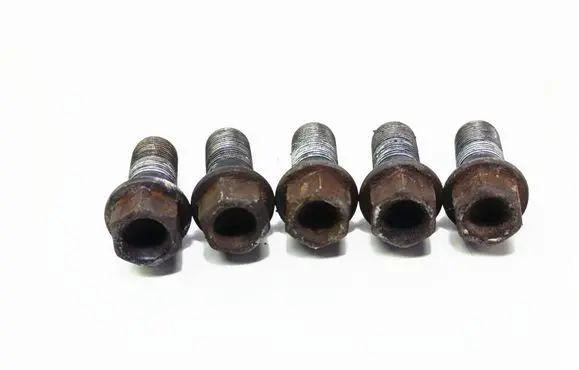 BMW 1 F20 F21 Nuts/bolts 