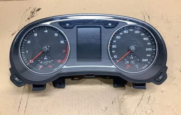 Audi A1 Speedometer (instrument cluster) 8X0920930C