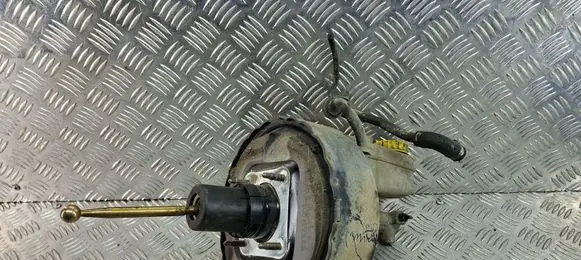 Volkswagen Polo Brake booster 