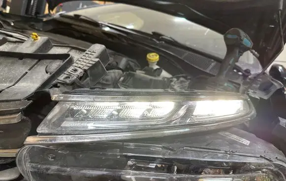 Citroen C4 Cactus LED Daytime headlight 9821287180 2PT2375 01362401