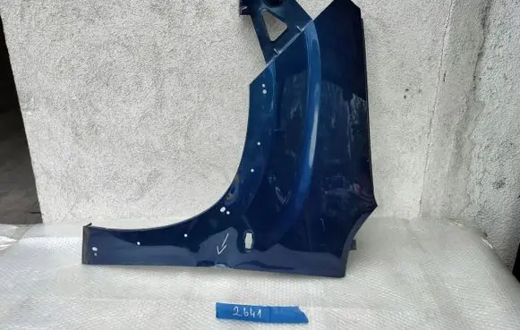 Peugeot Partner III Fender