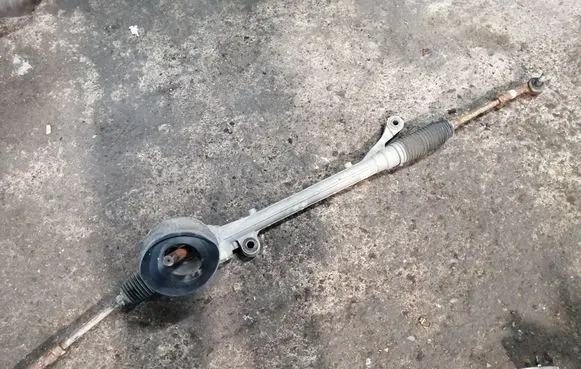 Steering rack