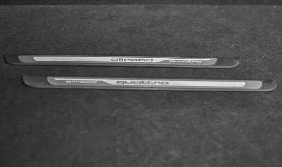 Audi A4 Allroad sill trim set (inner) 