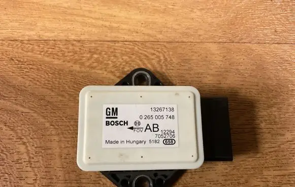 Opel Meriva B ESP acceleration yaw rate sensor 13267138 0265005748