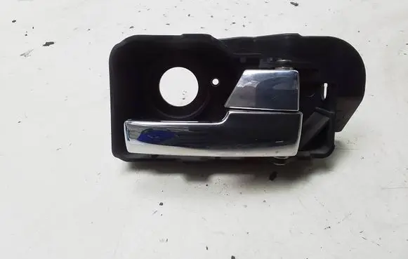 Rear door interior handle