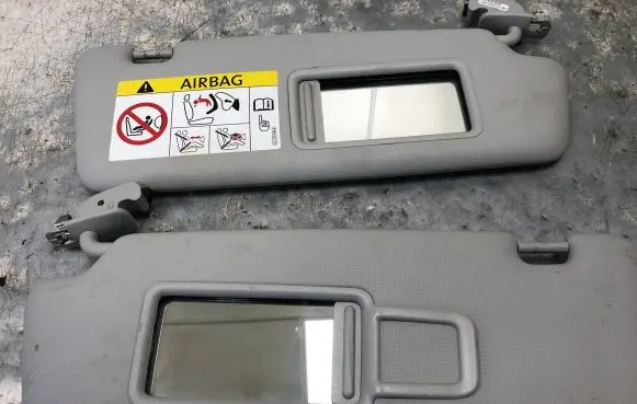 Sun visor