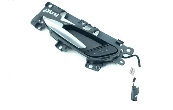 Alfa Romeo Giulia Front door interior handle Y0010752