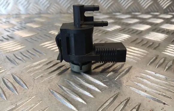 Audi A6 S6 C6 4F Turbo solenoid valve 1J0906283C