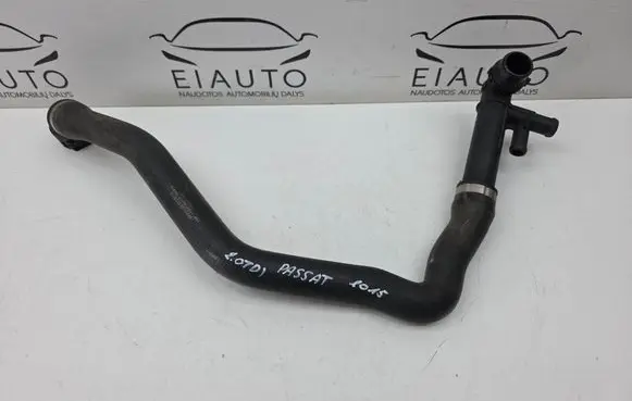 Volkswagen PASSAT B8 Engine coolant pipe/hose 5Q0121619D 3Q0122051D