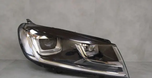 Volkswagen Touareg II Headlight/headlamp 7P1941034A 1ZT01193722 1700042144