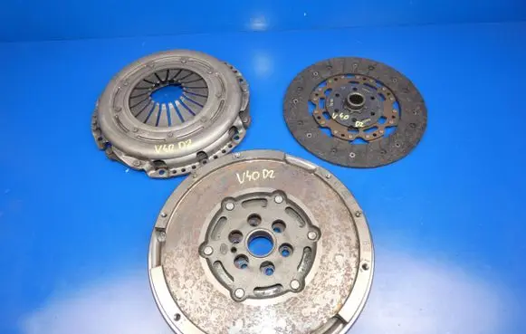 Volvo V40 Dual mass flywheel 415053710