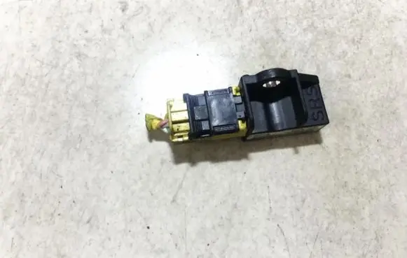 Honda CR-V Airbag deployment crash/impact sensor 5wk43786 77970swae113m4