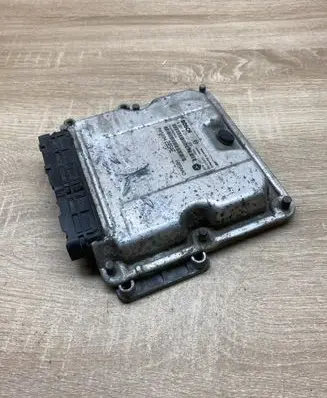 Chrysler Voyager Engine control unit/module ECU P05094285AE 0281012121