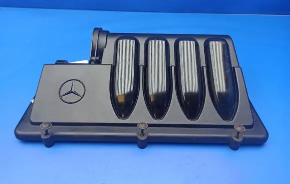 Mercedes-Benz A W169 Air filter box cover A6400900701 A6400940204