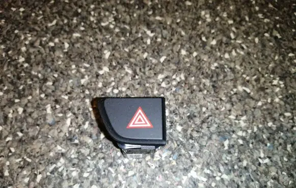 Buick Encore I Hazard light switch 2810535 4065