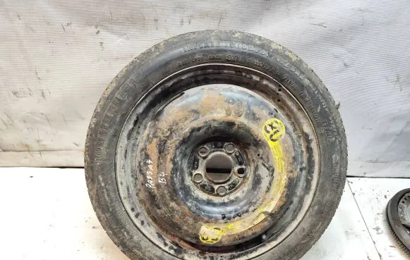 Volkswagen PASSAT B4 R16 spare wheel 3A0601025