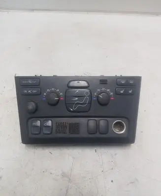 Volvo XC90 Climate control unit 8682734 02W48E