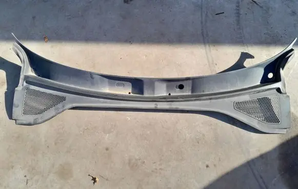 Wiper trim