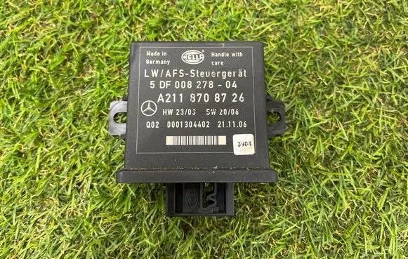 Mercedes-Benz ML W164 Light module LCM A2118708726 5DF00827804 0001304402