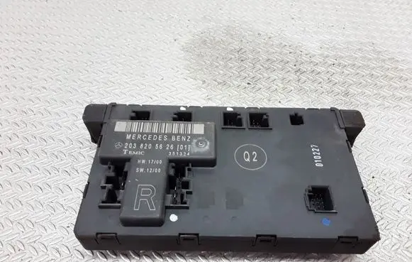 Mercedes-Benz C W203 Door control unit/module 2038205626