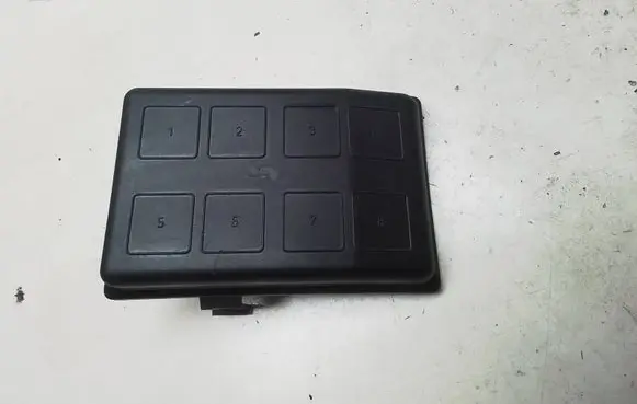 Opel Astra G Fuse box cover 09132701 2945 PA66GF30