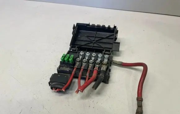 Volkswagen Golf IV Fuse box set 1J0937550AB