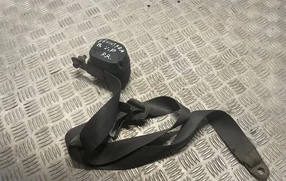 Opel Frontera B Front seatbelt