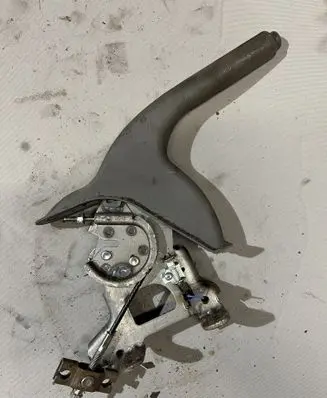 Hyundai Tucson JM Handbrake/parking brake lever assembly 