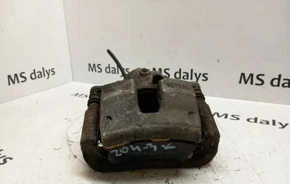 Mercedes-Benz C W204 Front brake caliper A2044212381 2044212381 A2044212581