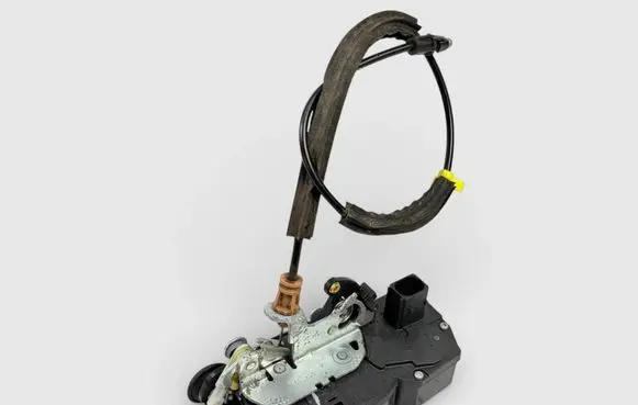 Cadillac Escalade Rear door lock 25876389 15785128 15896626