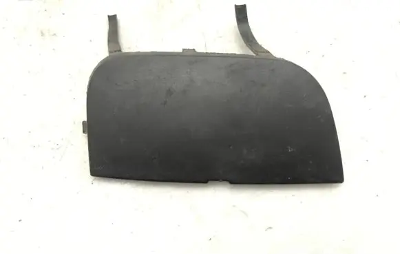 Rear bumper row hook cap/cover