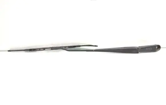 Nissan Pathfinder R51 Front wiper blade arm 6y2789569