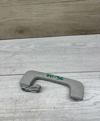 Audi A4 S4 B6 8E 8H Rear interior roof grab handle 8E0857608C
