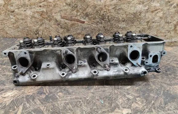 Mercedes-Benz S W116 Engine head R1170160701