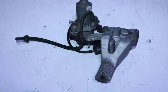 Opel Mokka Vacuum pump 95073599 93453300 00942814