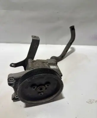 BMW 5 E60 E61 Power steering pump 678148603 7652974117