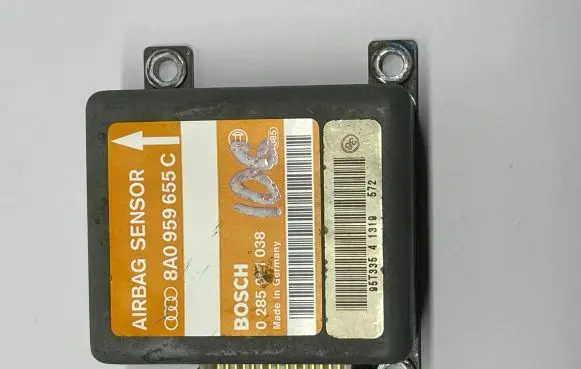 Audi A4 S4 B5 8D Airbag control unit/module 8A0959655C