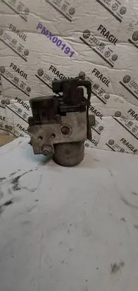 Volkswagen PASSAT B5 ABS Pump 8E0614111AB 0265210559