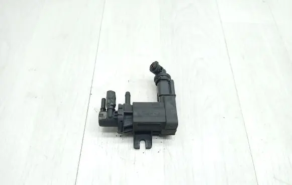Peugeot 5008 Turbo solenoid valve 9674084680 4794106 4798336