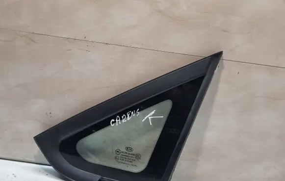 KIA Carens II Front triangle window/glass 43R000083 DOT736AS2M32 T321004138