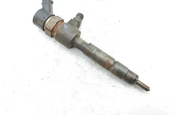 Alfa Romeo 147 Fuel injector 0445110119