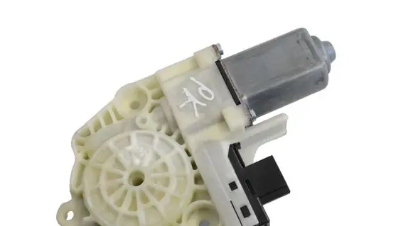 Peugeot 2008 I Front door window regulator motor 7746025500 924205100