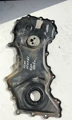 Renault Megane II Timing chain cover 8200560737 M9RA700