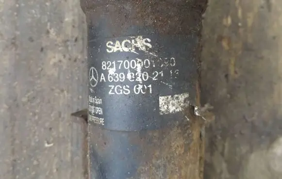 Mercedes-Benz Vito Viano W639 Front shock absorber/damper