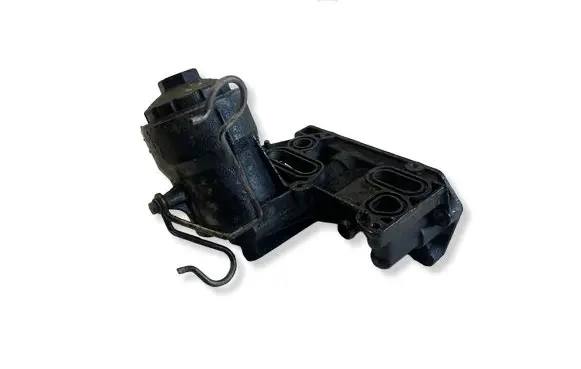 Volkswagen Transporter - Caravelle T5 Oil filter mounting bracket 070115389E