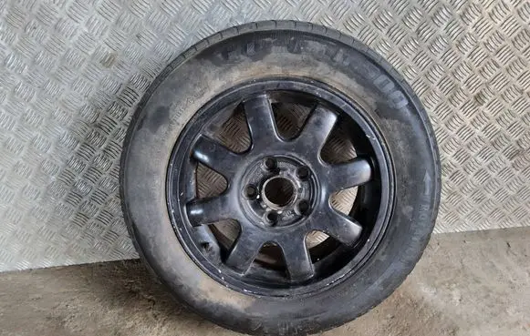 Audi A4 S4 B5 8D R15 alloy rim 8D0601025B