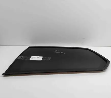 Volkswagen Golf VII Rear side window 5G3845041B