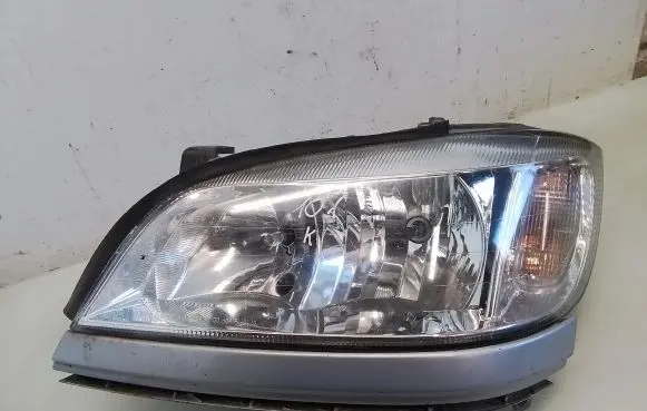 Opel Zafira A Headlight/headlamp
