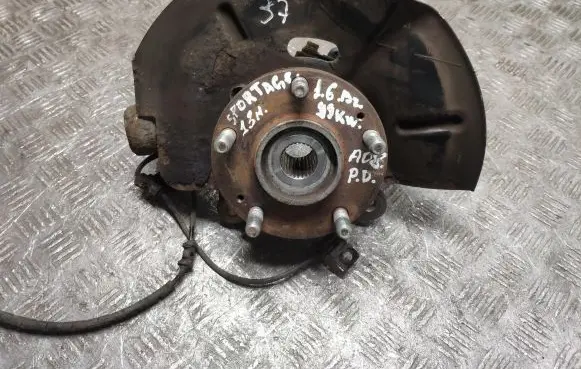 KIA Sportage Front wheel hub